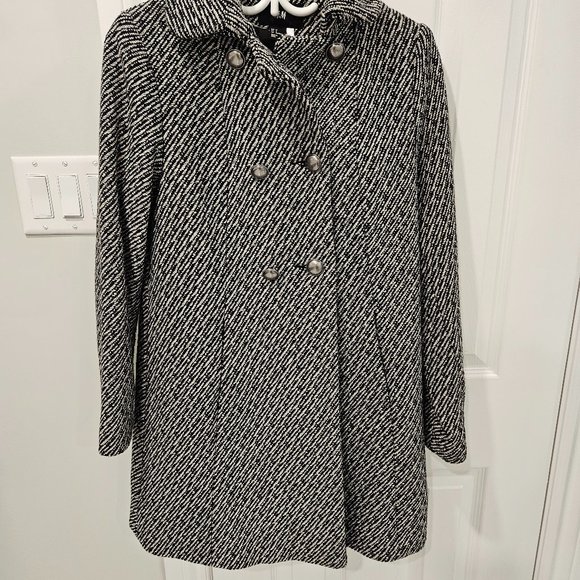 H&M Winter Coat - Picture 1 of 4